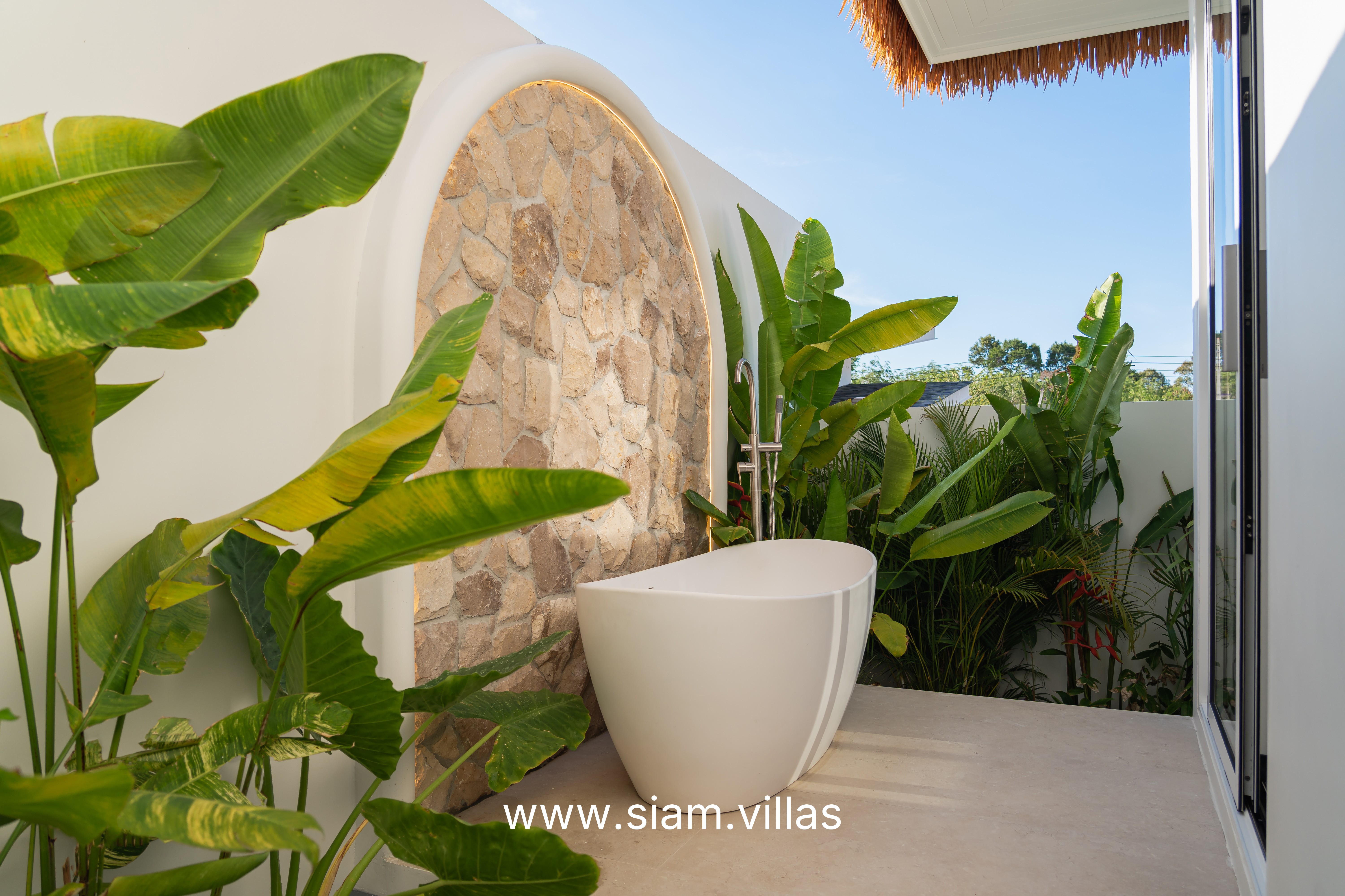 Thara Tropical Boutique Villas - 2BR - Фото 23