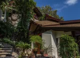 Glorious 3 bedroom villa with waterfall