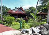 Gorgeous 5 bed tropical beachfront villa