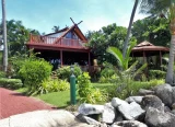 Gorgeous 5 bed tropical beachfront villa