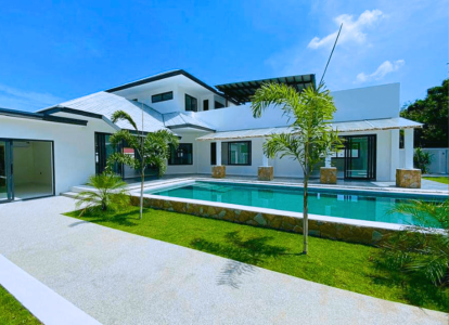 Gorgeous 4-bedroom, 4-bathroom pool villa