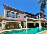 Charming beachside 4 bed villa for sale