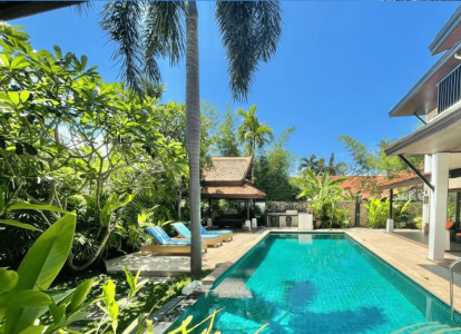 Charming beachside 4-bed villa for sale